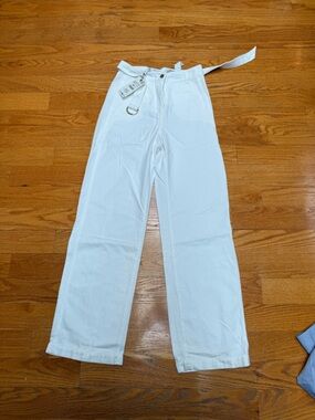 🙂Zara White High-Waist Straight-Leg Pants with Belt